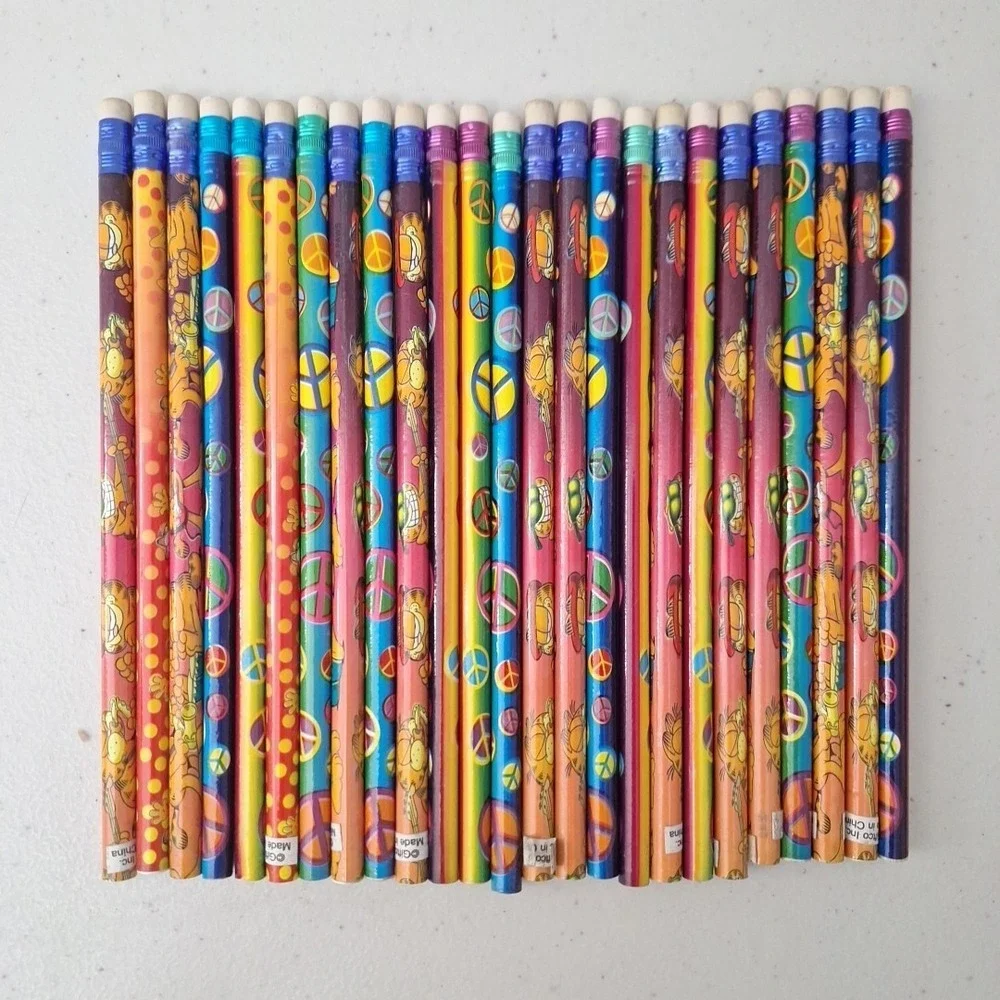 Vintage 1978 Garfield PENCIL LOT OF 25 Unused Loose Pencils- 25 Regular Size NEW